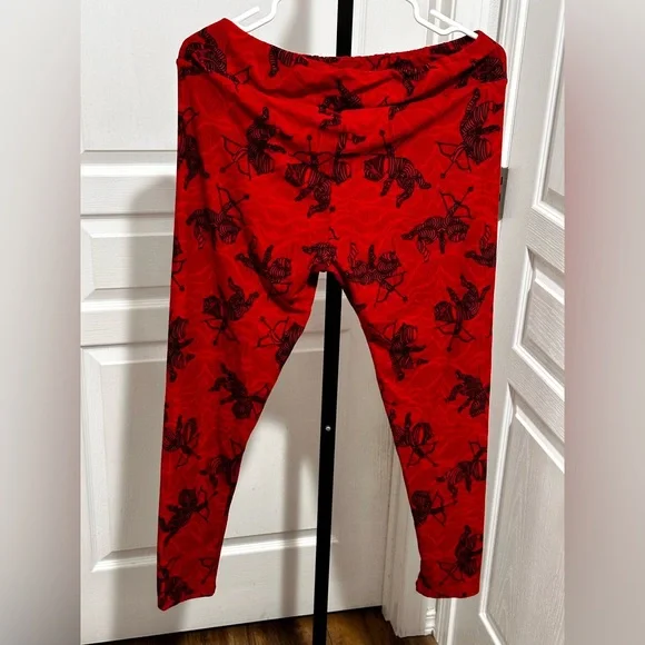 Lularoe tall and curvy leggings - Picture 5 of 5